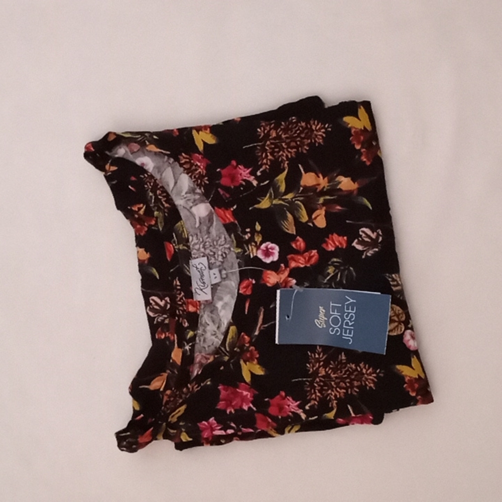 Women's Black with Florals Round Hem Tee